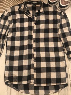 White Plaid flannel long shirt, with side packets, size S $10