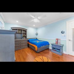 Kids/Teen Bedroom Set – Full Set (Bed, Dresser, Nightstand, Hutch)