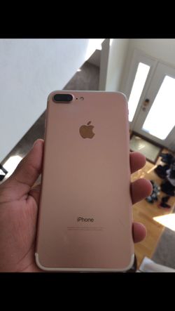 iPhone 7+ Unlocked!! AT&T broke screen but still touch