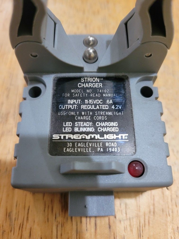 STREAMLIGHT STRION CHARGER