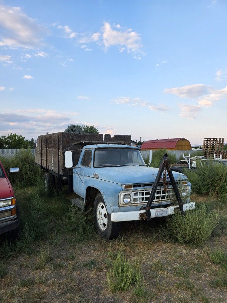 65 Ford Dump Truck