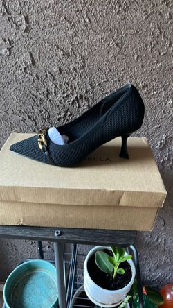 Zapatilla negra