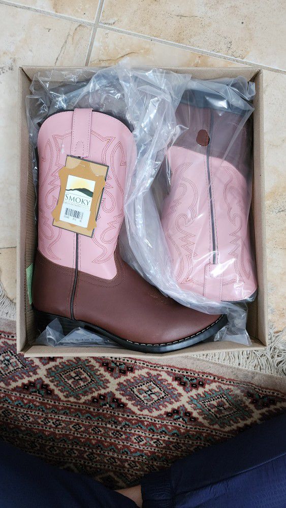 Youth Cowgirl Boots **NEW WITH TAGS** 