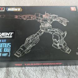Transformers Optimus Prime Clear Version Event Exclusive 