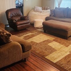 SECTIONAL LIVING ROOM SET