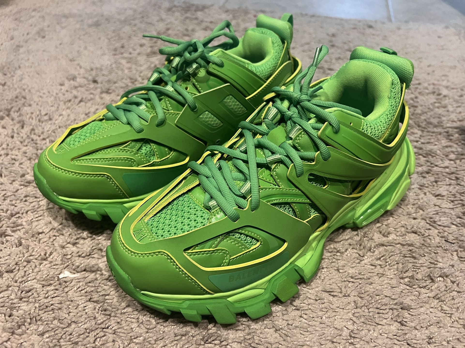 MEN SHOES