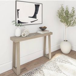 Console table. Solid wood.