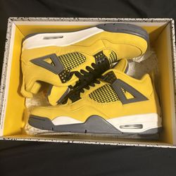 Jordan 4 Lightning