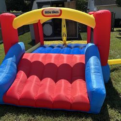 Little Tykes Bounce House
