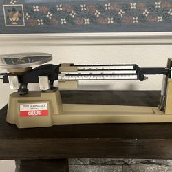  Ohaus Triple Beam Balance 2610g Scale USA Made Vintage