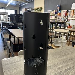 SONGMICS Umbrella Stand Metal Umbrella Holder Entryway w/ Water Tray - Black