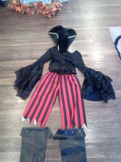 Pirate girl costume