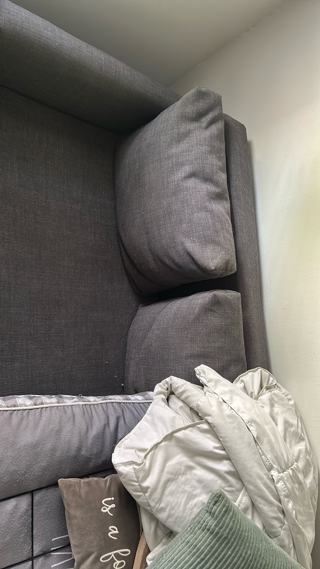 IKEA Couch In Good Condition No Tips, Tears, Or Stains