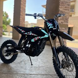 New 2026 Surron Hyper Bee