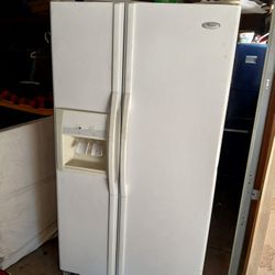 Whirlpool Refrigerator 