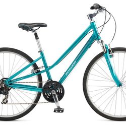 Schwinn Voyager 700 C Hybrid Bike