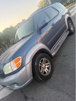 2004 Toyota Sequoia