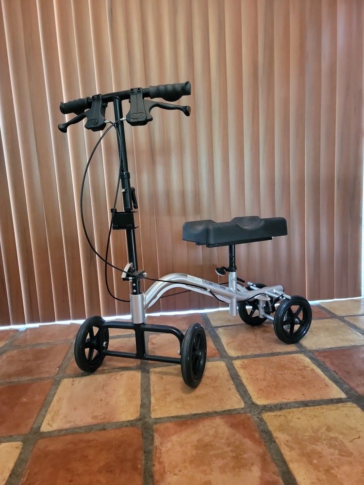 Knee Scooter