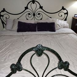 King Size Wrought Iron Headboard And Footboard 