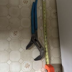 Channel Lock Pliers 
