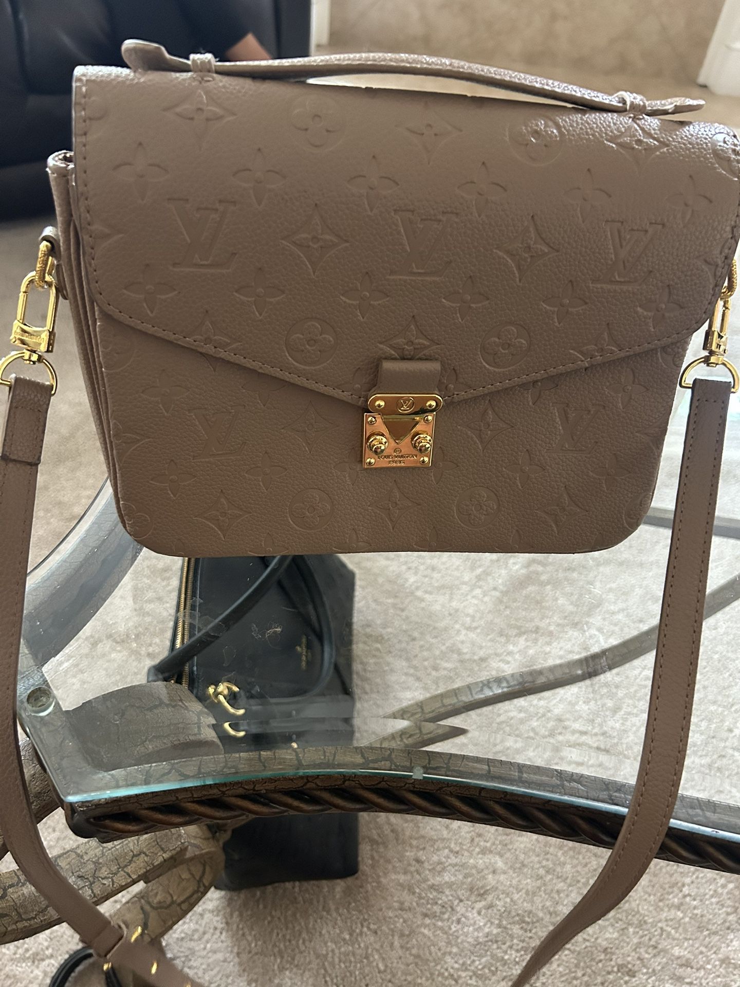 Crossbody.