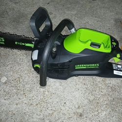 Greenworks Commercial Chainsaw 