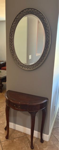 Oval Decorative Wall Mirror with Ornate Frame