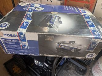 Kobalt 7 inch Bechtop Tile saw.
Model 0632868