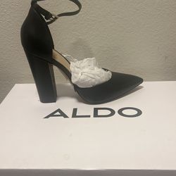 Aldo Black Heals 5.5