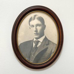 Vintage Wood Wall Oval Frame With Antique Man Photograph