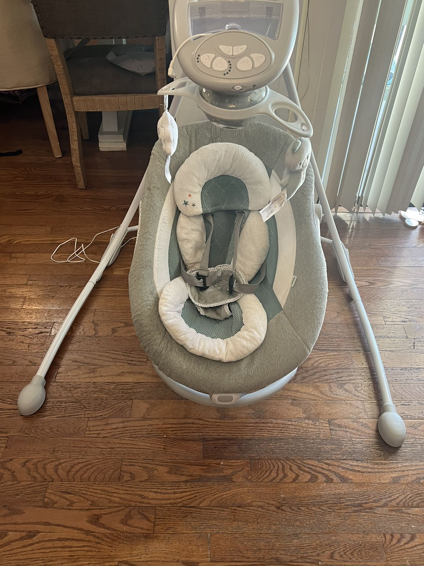Ingenuity Dream comfort Baby Swing and Rocker