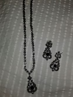 Beautiful Black Stone Necklace and Earring Set
