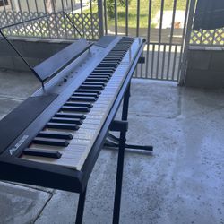 Alesis Recital Semi - Weighted Piano