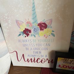 Girls Walk Decoration 