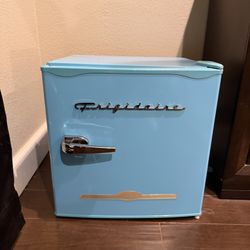 Frigidaire Mini Fridge