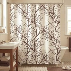 BRAND NEW BATHROOM SHOWER CURTAIN IN EXCELLENT UNUSED CONDITION.

SIZE: 49” X 63”