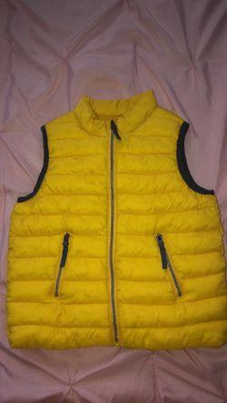 Gymboree Yellow Vest (Kids Size 2T)