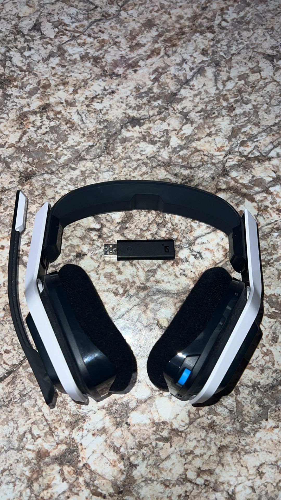 Astro A20 Wireless Headset PS5