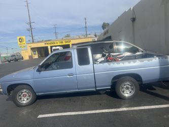 87 Nissan D21