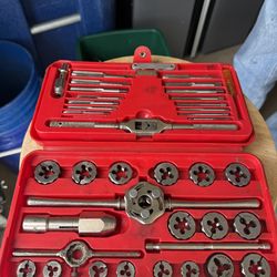 Blue-Point/Snap-On Corp Set of Taps & Adjustable Dies