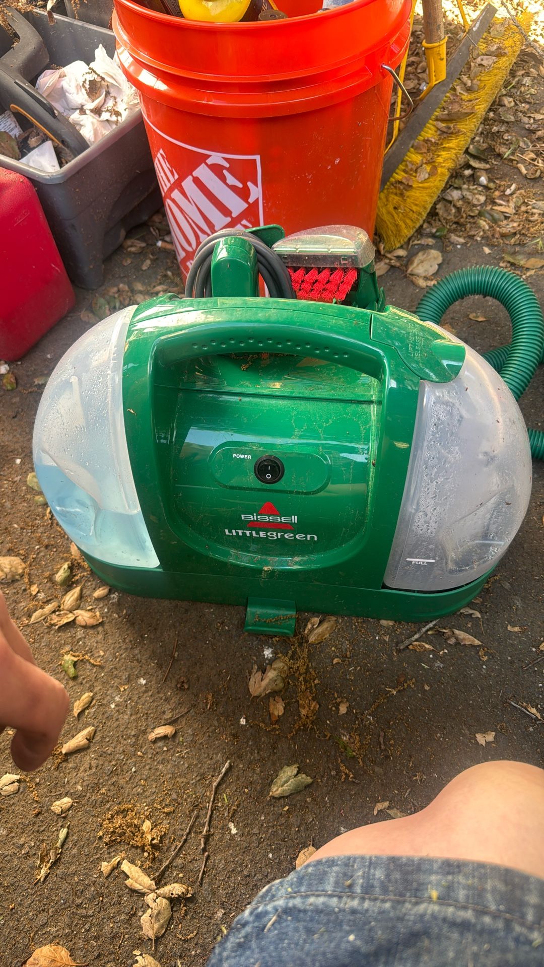 Bissell Portable Shampooer