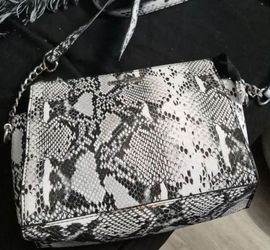Steve Madden Crossbody Snakeskin Zip Over Bag Purse Clutch Gently used