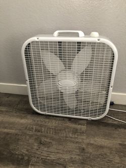 Fan Lasko  $15,00 