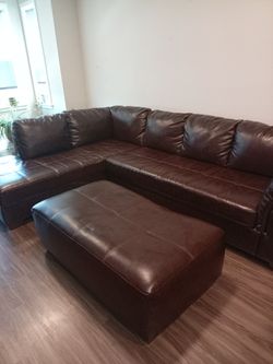 *3-Piece Leather L-shaped Couch (Detachable) w/Ottoman