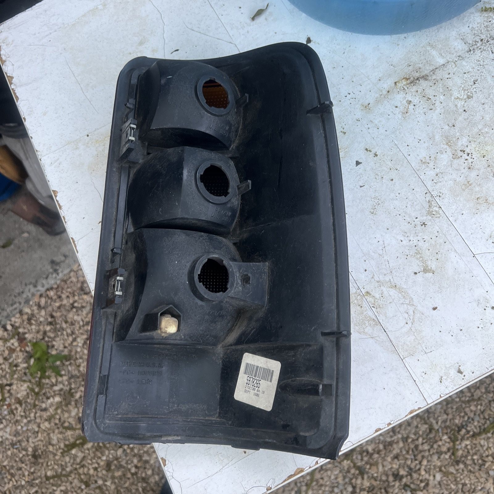 2000-2006 Chevy Tahoe Break Lights