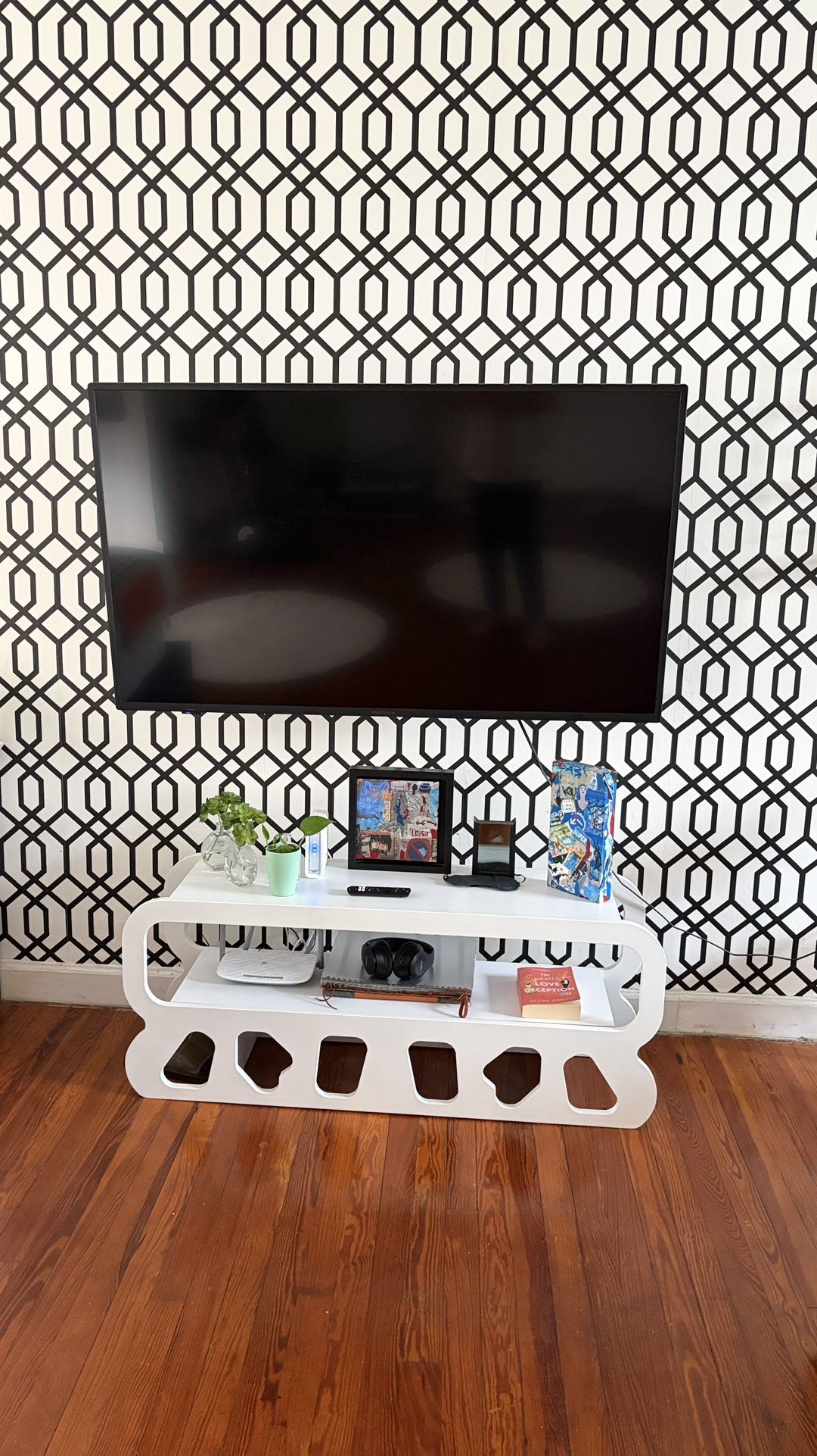 Tv Stand 25$