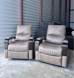 2-PACK Shayne Leather Power Recliner with Power Headrest