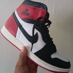Air Jordan 1 Retro 