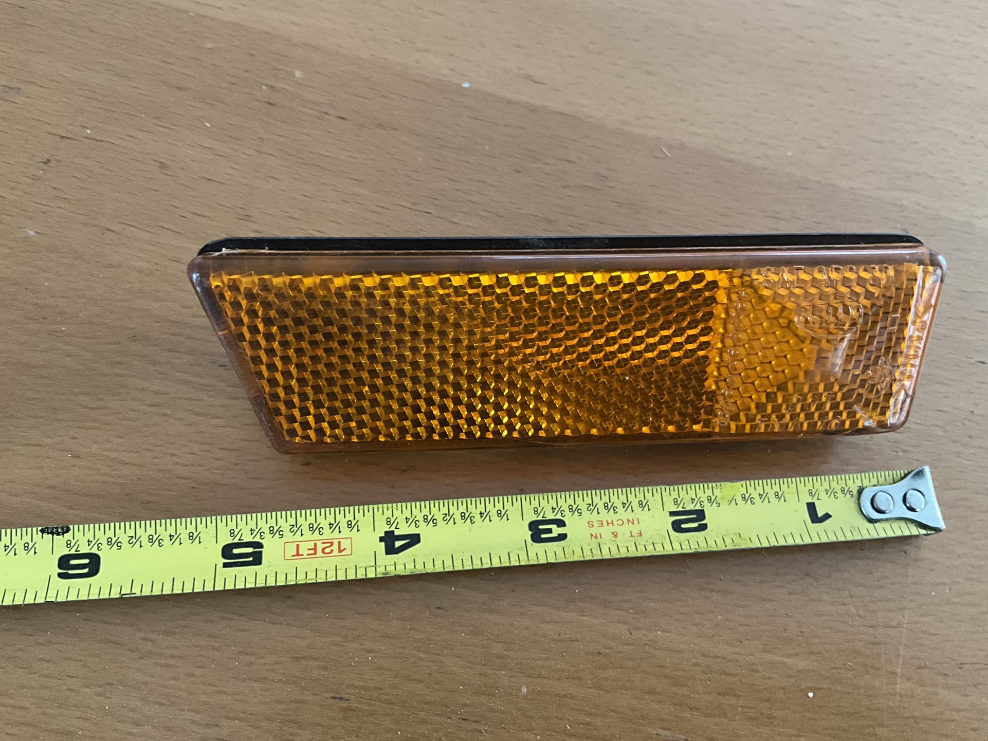 VW LATERAL LIGHT