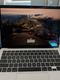 2020 MacBook Air Apple M1 chip